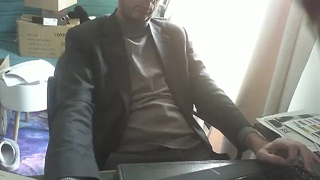 Snapshot of shyfrenchcock1 chatting on 12, 2, 2026 shyfrenchcock1 online show from 12, 2, 2026