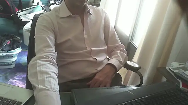 shyfrenchcock1 online show from 21, 4, 2026