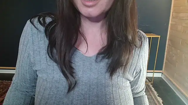 Snapshot of NovaBabe21 chatting on 7, 2, 2026 NovaBabe21 online show from 7, 2, 2026