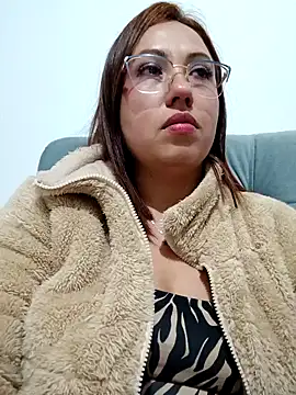 VIOLETA-25  online show from 9, 1, 2025