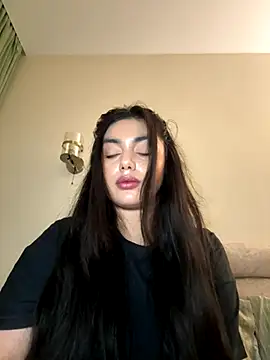 Snapshot of Sweet_Khalifa_ chatting on 6, 11, 2025 Sweet Khalifa online show from 6, 11, 2025