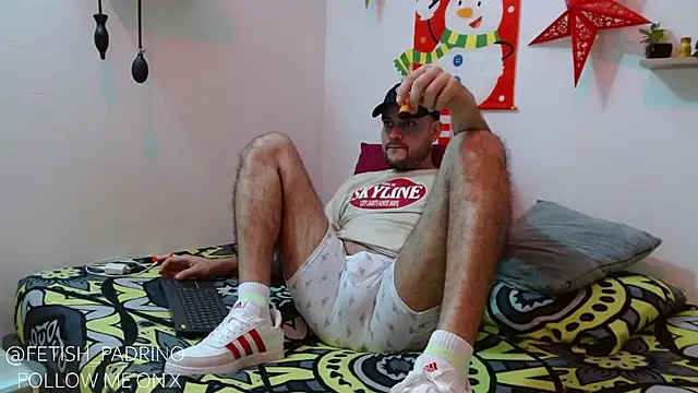 fetish padrino online show from 4, 1, 2025