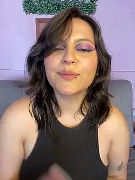 Snapshot of PoliBenett_ chatting on 6, 2, 2025 PoliBenett online show from 6, 2, 2025