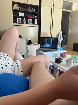 jessieandjames29 online show from 13, 7, 2026