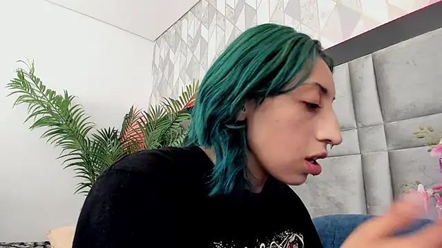 Im gaia online show from 22, 1, 2025