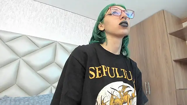 Im gaia online show from 15, 9, 2025