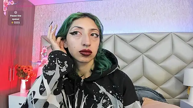 Im gaia online show from 20, 12, 2025