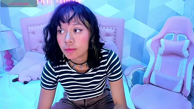 AikoLee  online show from 9, 1, 2025