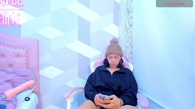 AikoLee  online show from 18, 1, 2025