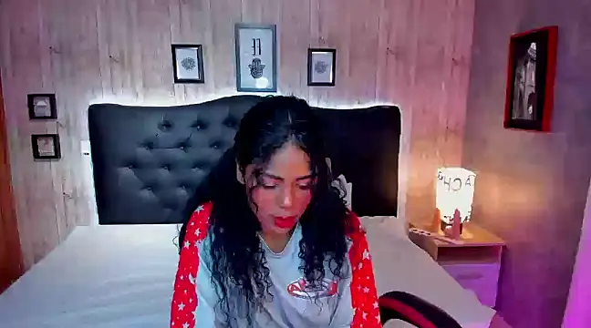 Snapshot of Edelaine_rogers chatting on 27, 2, 2025 Edelaine rogers online show from 27, 2, 2025