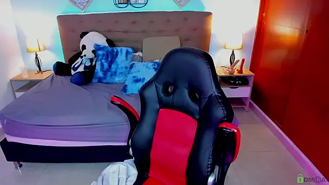 Snapshot of Edelaine_rogers chatting on 10, 10, 2025 Edelaine rogers online show from 10, 10, 2025