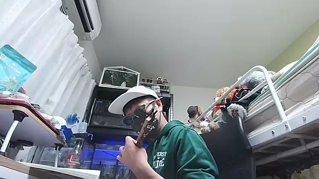 Owl1216 online show from 23, 12, 2024