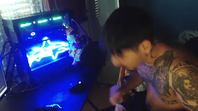 Badboyi1997 online show from 7, 10, 2025