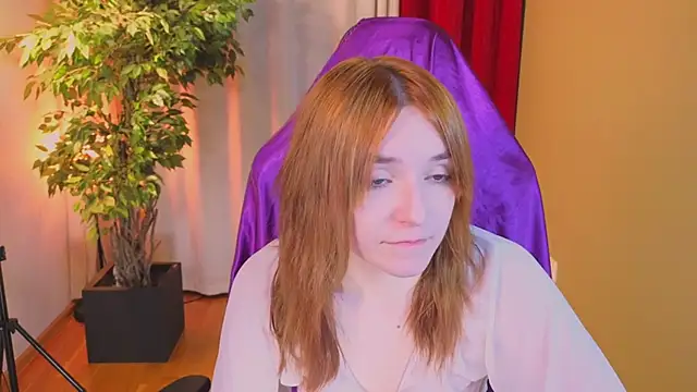 Snapshot of Rita_flame chatting on 4, 10, 2025 Rita flame online show from 4, 10, 2025