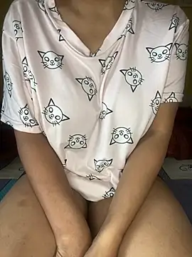 Snapshot of cum-to-nicky chatting on 25, 12, 2024 cum-to-nicky online show from 25, 12, 2024