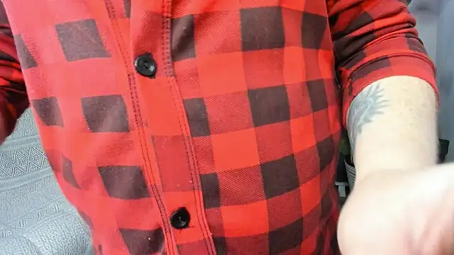 Snapshot of BettyBloom69 chatting on 1, 12, 2025 BettyBloom69 online show from 1, 12, 2025