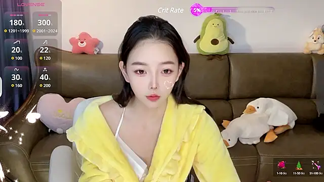 Snapshot of Yilin1999 chatting on 18, 12, 2024 Yilin1999 online show from 18, 12, 2024