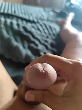 Snapshot of mirrowhot chatting on 14, 10, 2025 mirrowhot online show from 14, 10, 2025