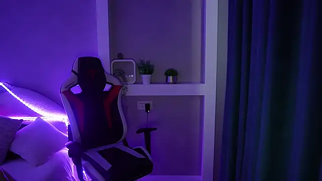 LisaElfy online show from 11, 2, 2026