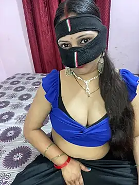 Snapshot of mickey_love chatting on 29, 3, 2026 mickey love online show from 29, 3, 2026