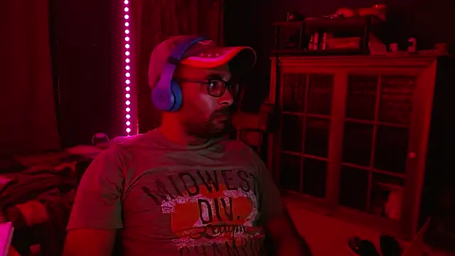        the online show from 19, 12, 2025