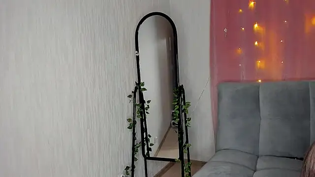 LinaCristonsen online show from 17, 1, 2025