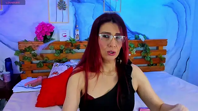 Perla Franco online show from 4, 2, 2025