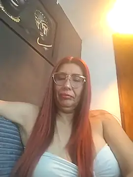 Snapshot of Perla_Franco chatting on 18, 4, 2026 Perla Franco online show from 18, 4, 2026