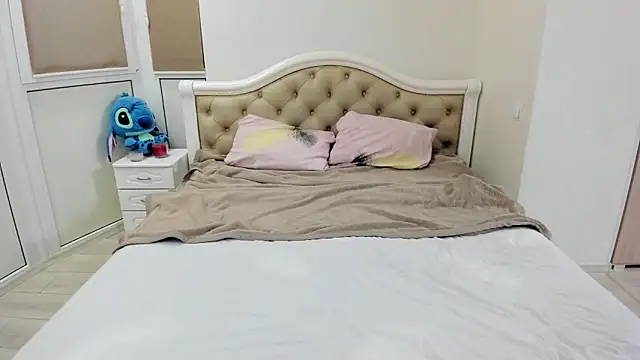 Snapshot of AngellNight4u chatting on 8, 2, 2025 AngellNight4u online show from 8, 2, 2025