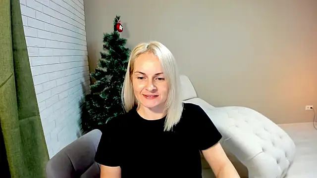 Alicee Gracee online show from 2, 12, 2024