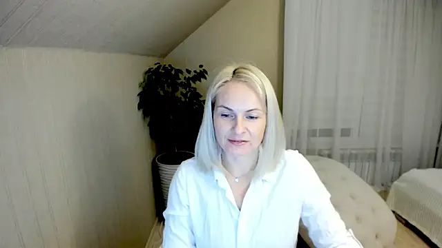 Alicee Gracee online show from 7, 12, 2024