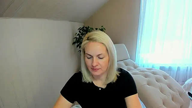 Alicee Gracee online show from 21, 12, 2024