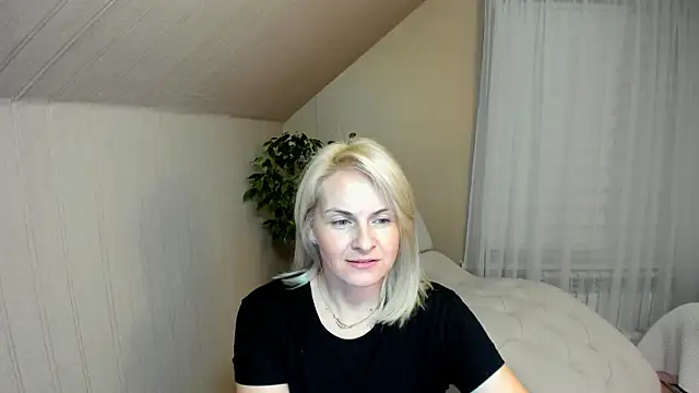 Alicee Gracee online show from 4, 1, 2025