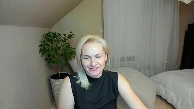 Alicee Gracee online show from 6, 1, 2025