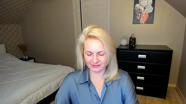 Alicee Gracee online show from 29, 11, 2025