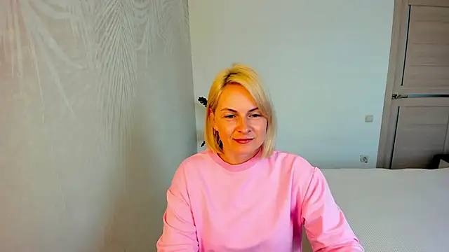Alicee Gracee online show from 28, 4, 2026