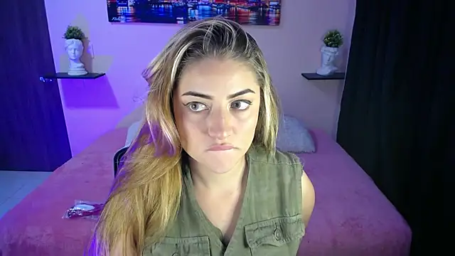 cristal-evanns online show from 9, 12, 2024