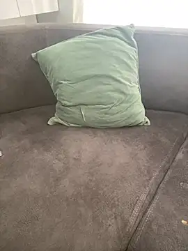 mertt3457 online show from 5, 1, 2025