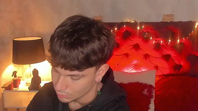 Liam thunder online show from 25, 1, 2025