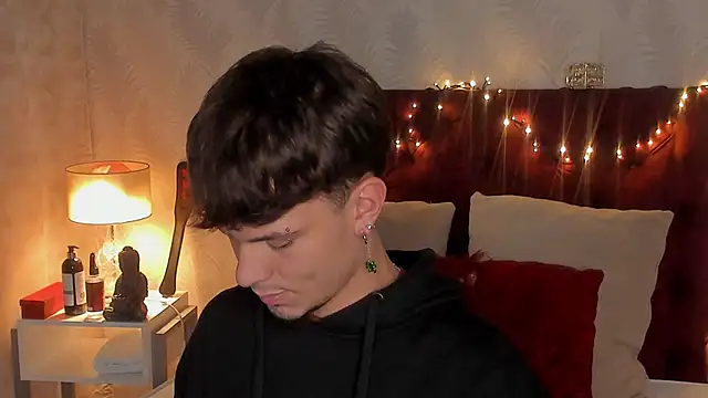 Liam thunder online show from 26, 1, 2025