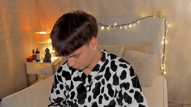 Liam thunder online show from 27, 1, 2025