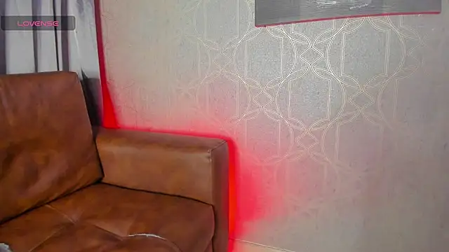 Lucii fer  online show from 13, 9, 2025