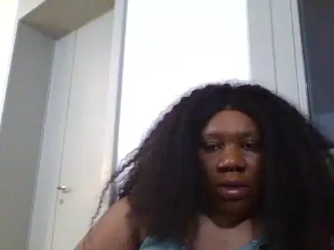 Snapshot of bonbonaumiel chatting on 3, 12, 2024 bonbonaumiel online show from 3, 12, 2024