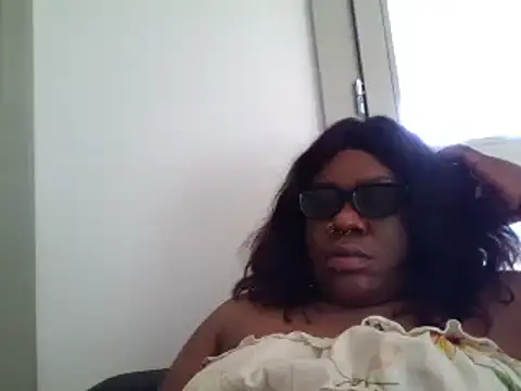 Snapshot of bonbonaumiel chatting on 3, 1, 2025 bonbonaumiel online show from 3, 1, 2025