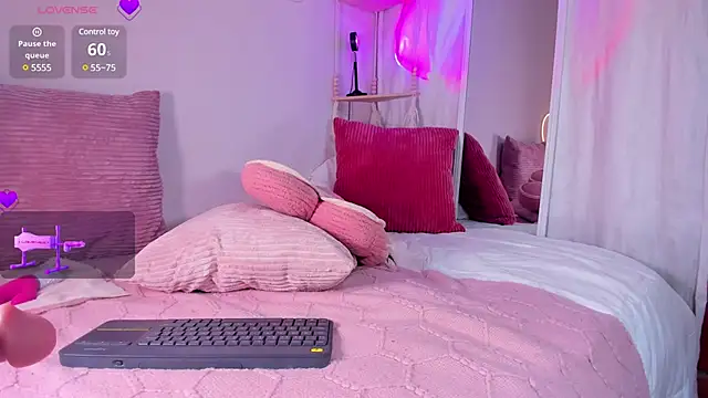 karlahush online show from 6, 12, 2024