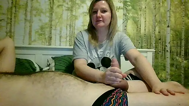 Snapshot of CoupleKitty chatting on 13, 2, 2025 CoupleKitty online show from 13, 2, 2025