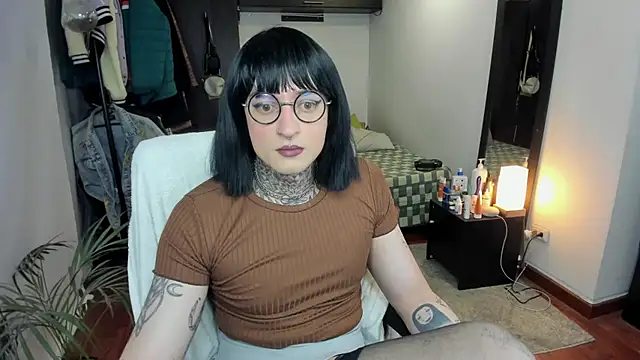 ShiiraVelkor online show from 12, 9, 2025