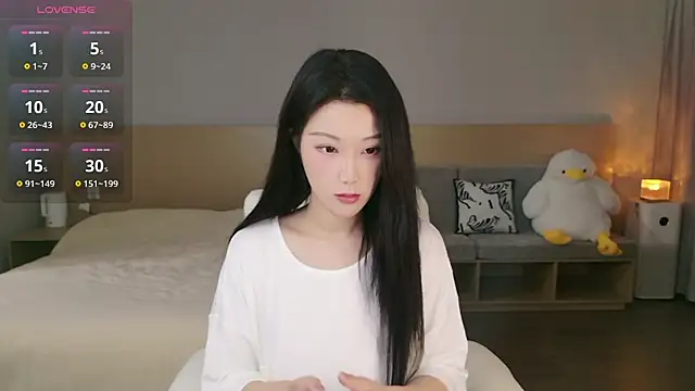 Snapshot of Lucky-baby chatting on 20, 10, 2025 Lucky-baby online show from 20, 10, 2025