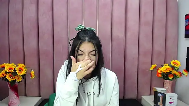 Snapshot of Poly_Sasha_ chatting on 18, 3, 2025 Poly Sasha online show from 18, 3, 2025