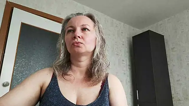 EdithManning online show from 12, 6, 2026